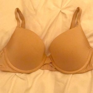 Victoria’s Secret Pink push up bra. Size 34D